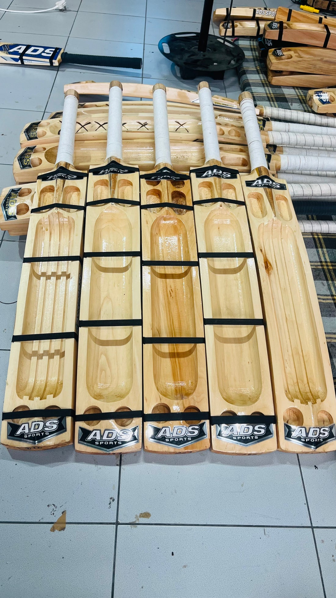 Soft tennis Silver  edition single blade kashmiri wilow