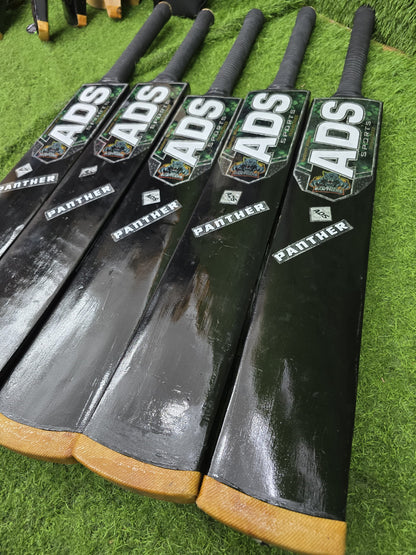 Hard Tennis Black Penther Edition