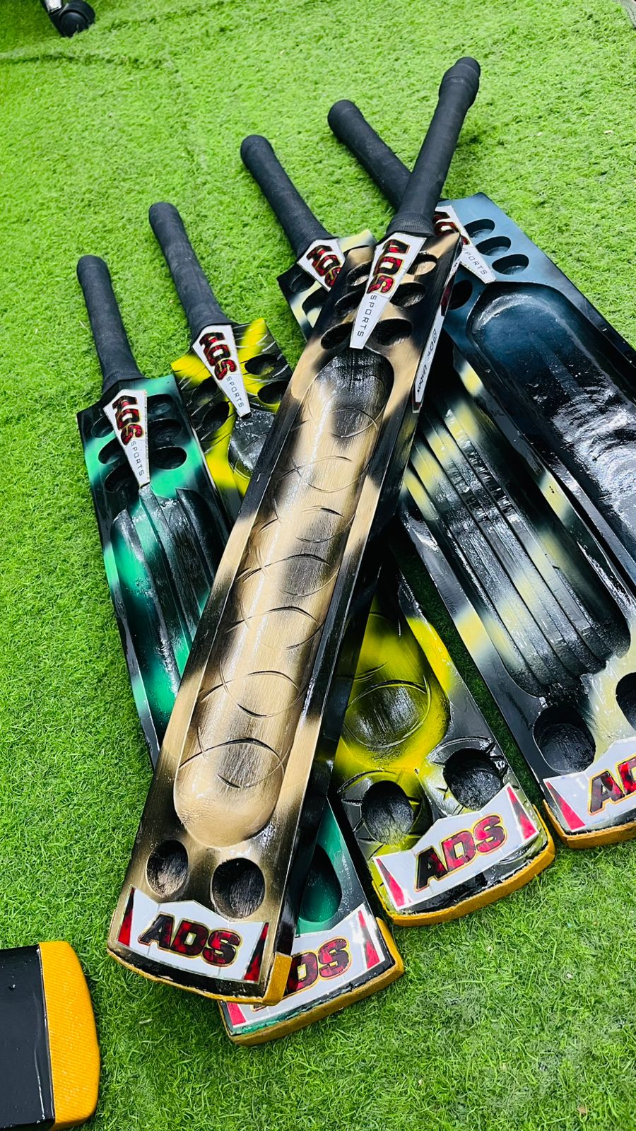 Rainy season  soft tennis cane handle bat