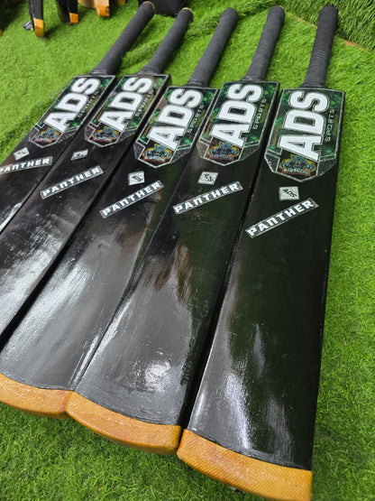 Hard Tennis Black Penther Edition